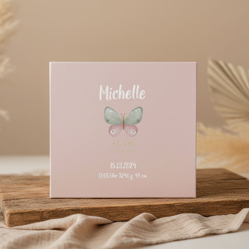 Boîte à souvenirs Flowers & Butterflies – Conservez les souvenirs de bébé