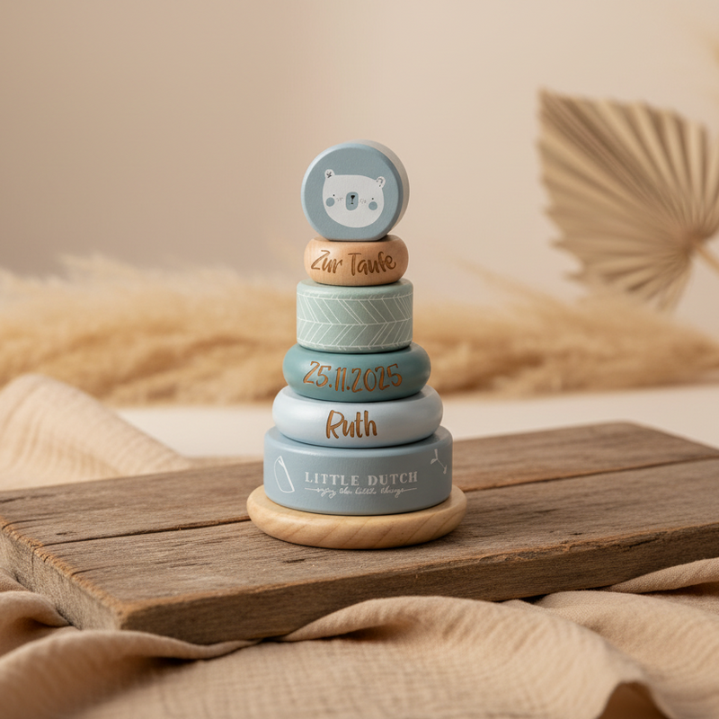 Personalisierter Stapelturm Adventure Blau – Geschenk zur Taufe | Schmatzepuffer