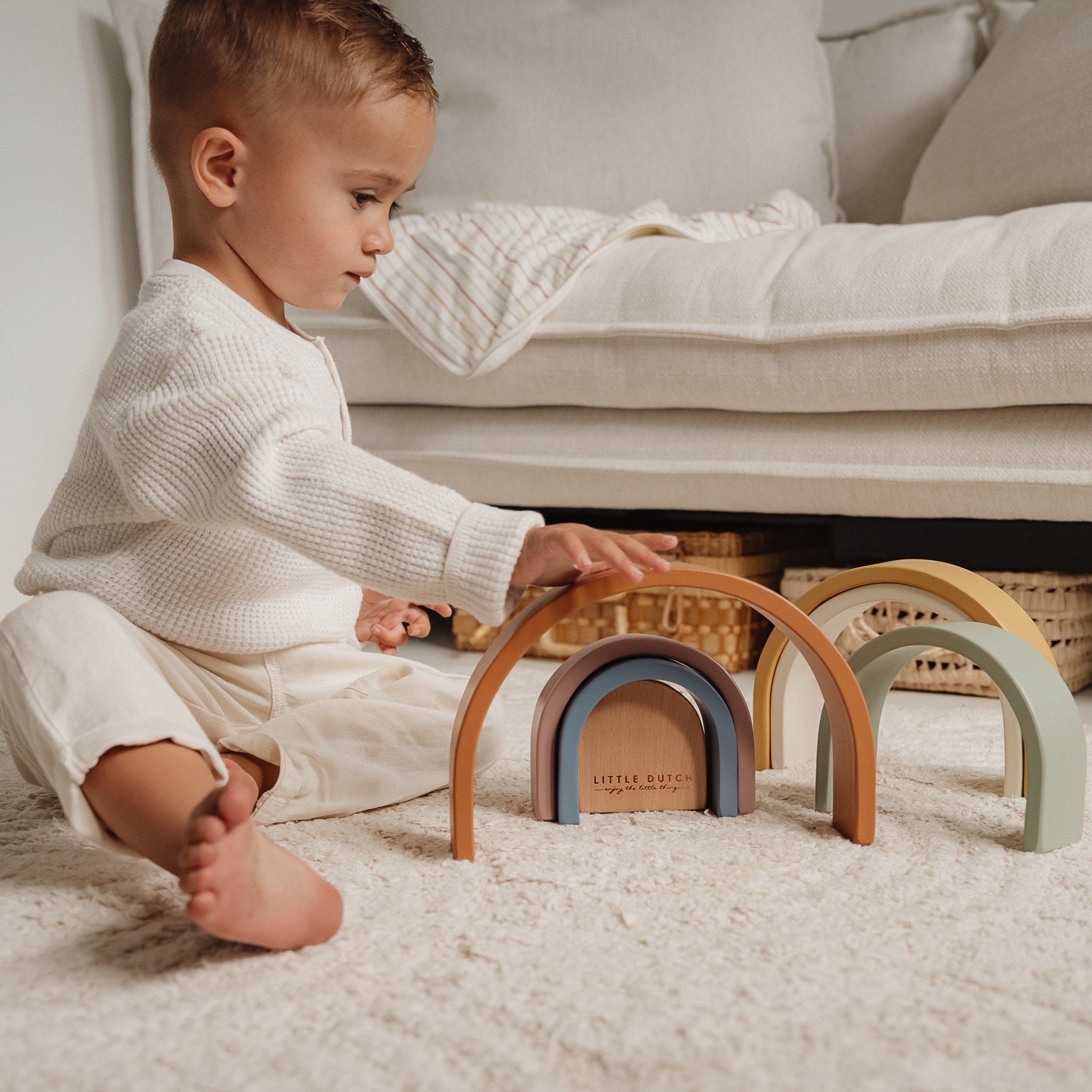 Tour à empiler Arc-en-ciel Vintage – Cadeau de naissance personnalisé