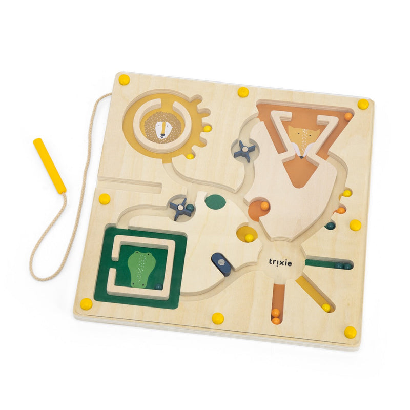 Magnetic wooden labyrinth | Trixie