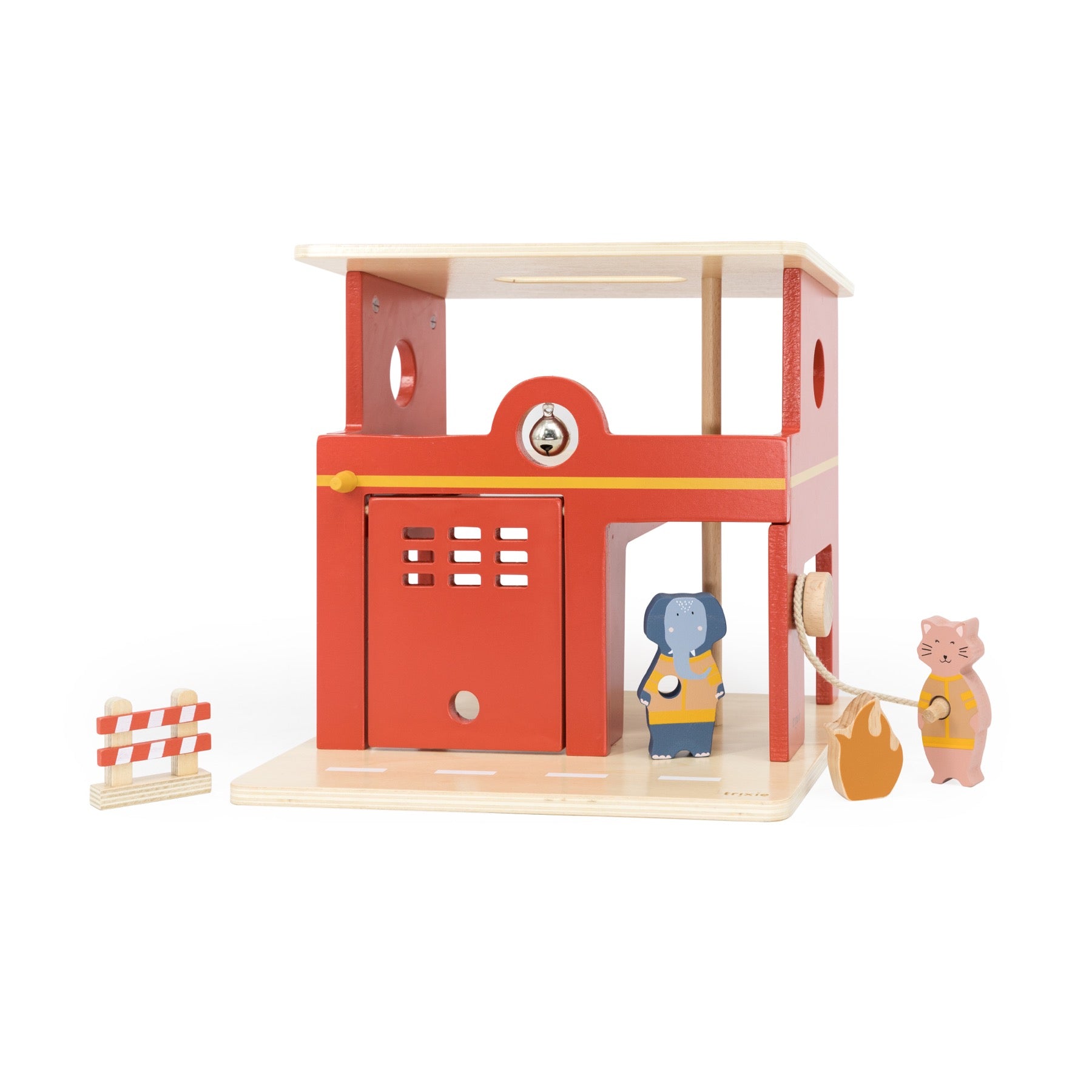 Wooden fire station with animals | Trixie