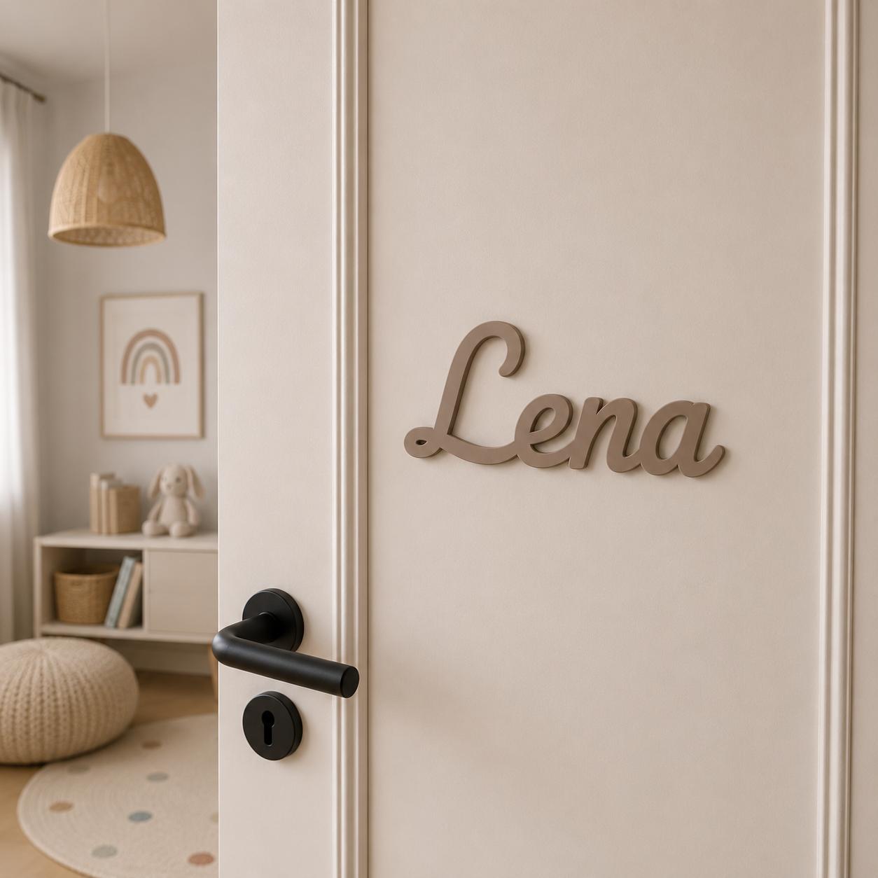 Personalisiertes Türschild aus Holz in Beige mit dem Namen Marie – stilvolle Kinderzimmer-Dekoration und persönliches Geschenk zur Geburt oder Taufe.