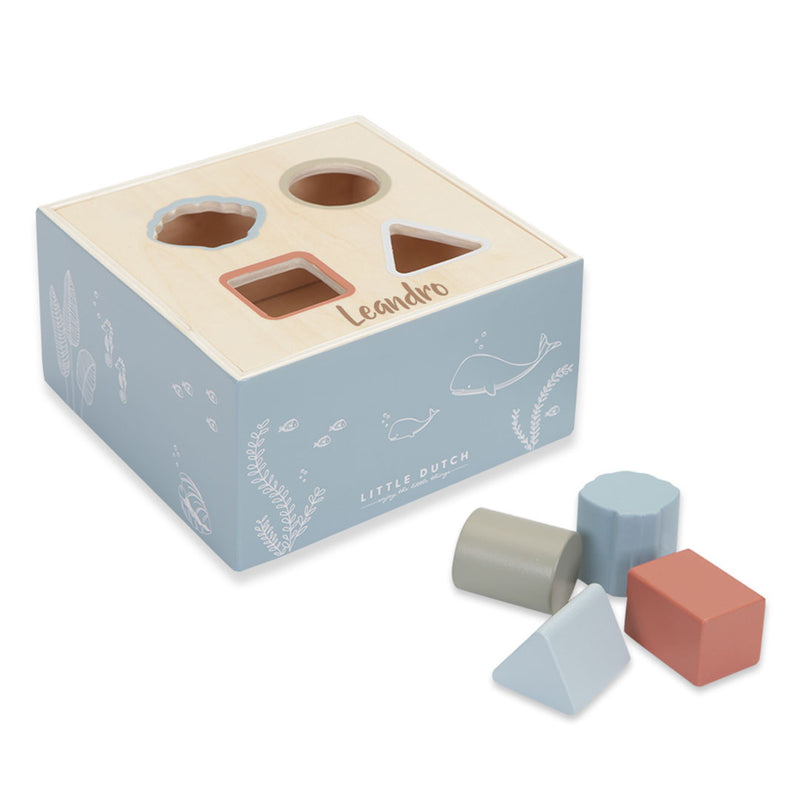 Shape sorter game, wooden, blue