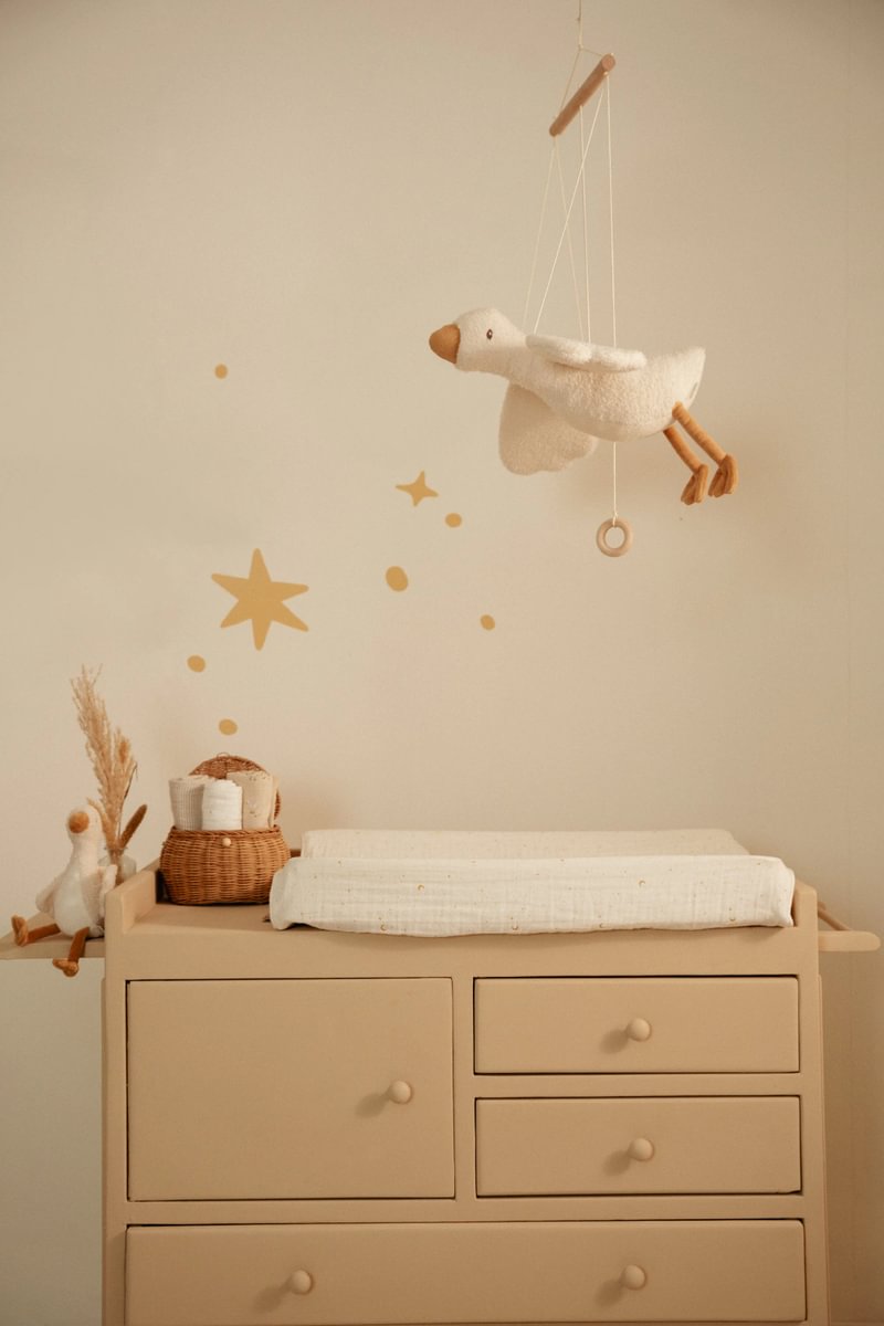 Floating Little Goose decoration GRS