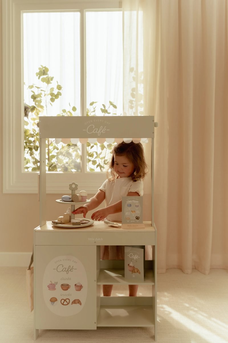 Wooden Market Stall &amp; Café – 2-in-1 Game Stand