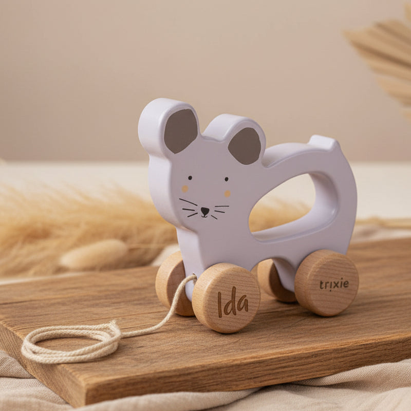 Wooden Pull-Along Toy Mrs. Mouse for Children | Trixie