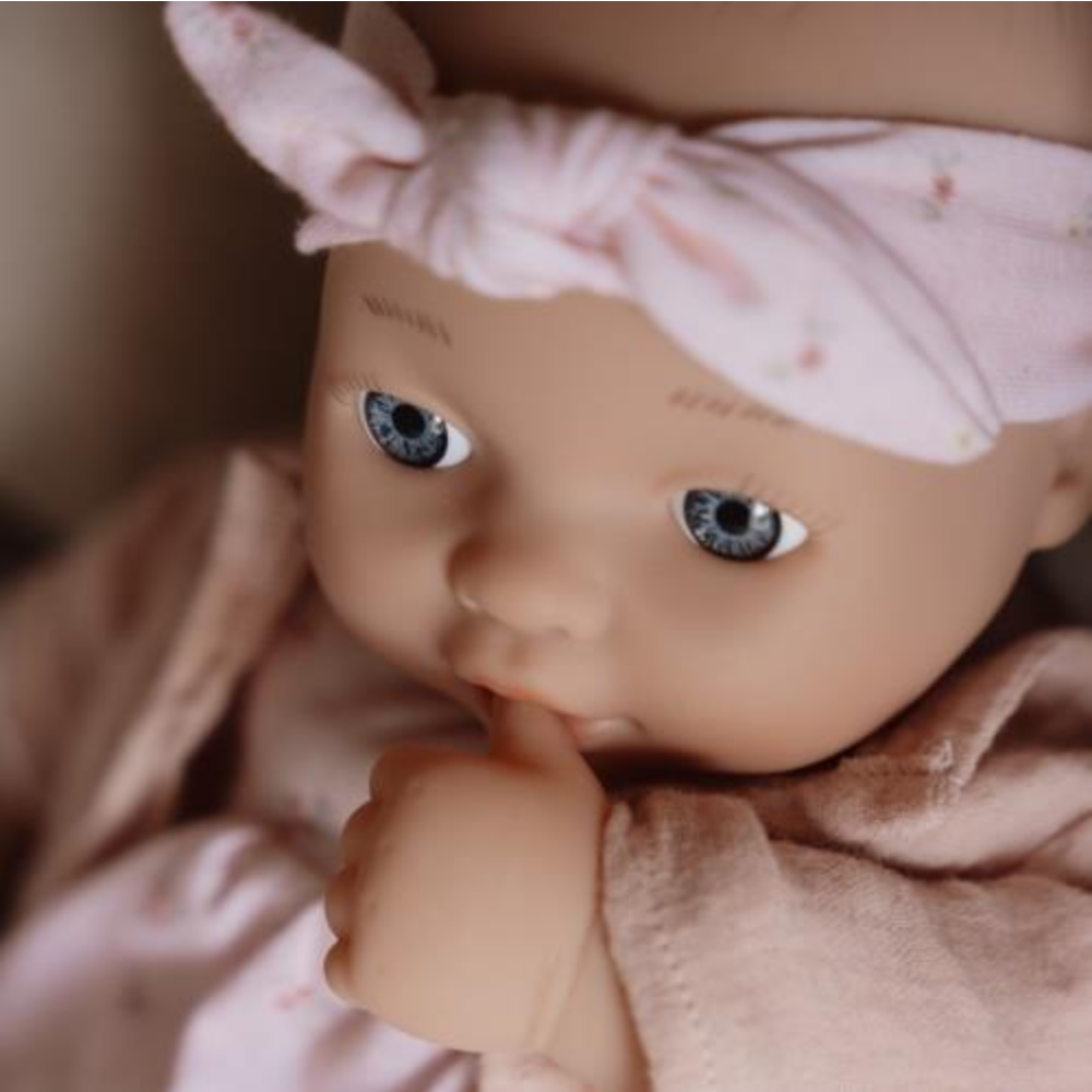 Personalisierte Babypuppe Lily mit Name & Zubehör | Geschenk für Kinder