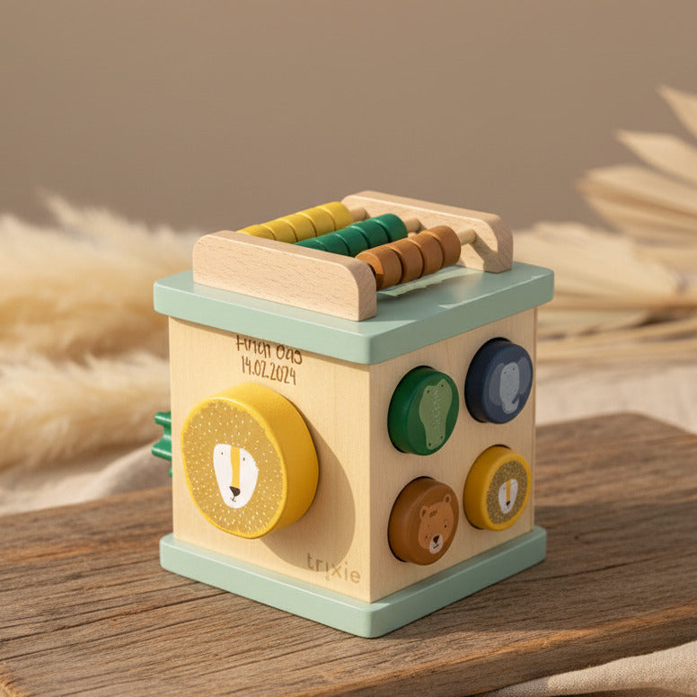 Mini wooden activity cube - for newborns | Trixie