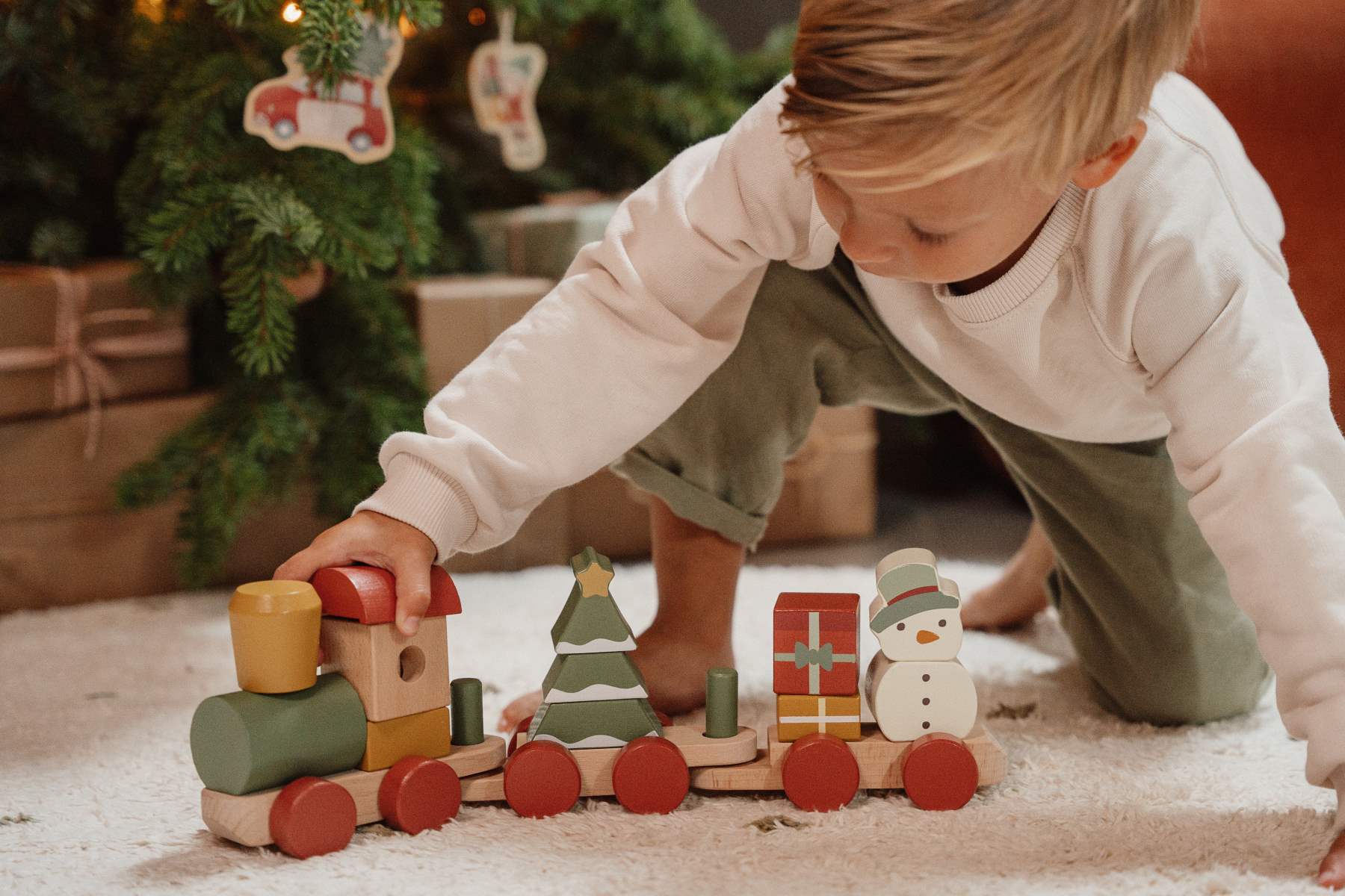 Personalisierter Holz-Zug Weihnachten – Geschenk zur Geburt